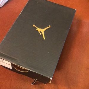 Meet your Posher, Macho